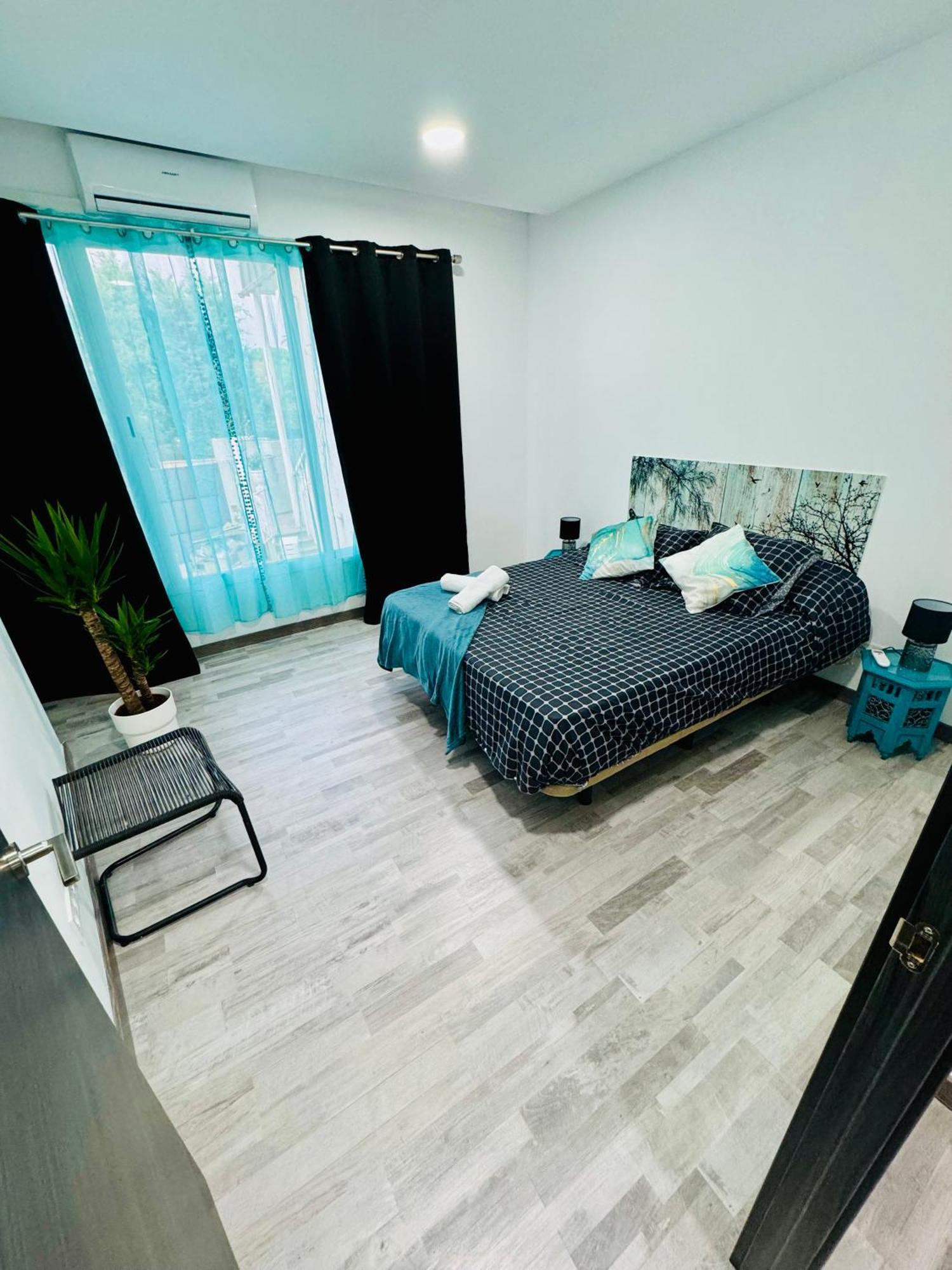 Duplex Th Sanse Norte 圣塞巴斯蒂安德洛斯雷耶斯 外观 照片
