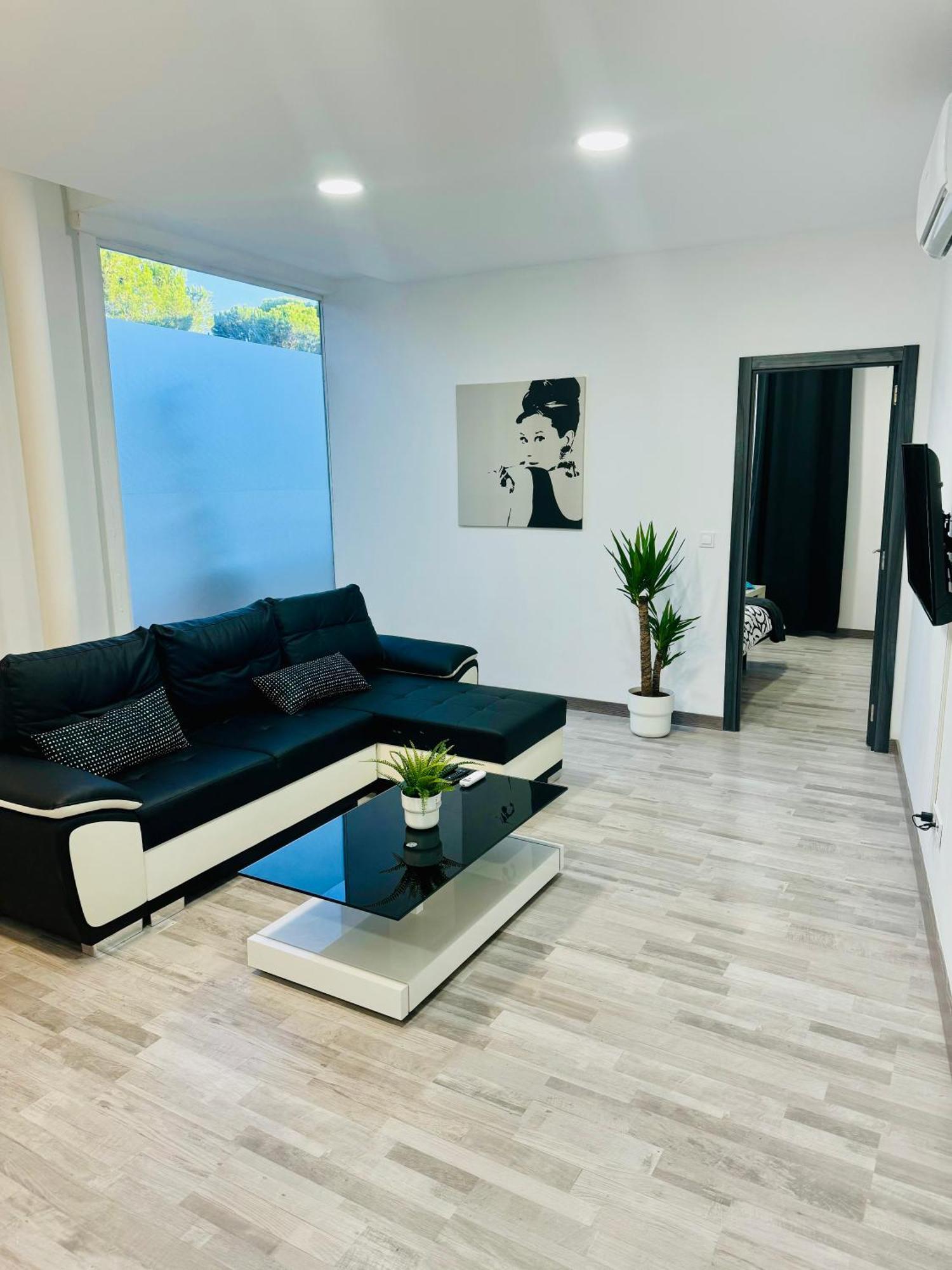 Duplex Th Sanse Norte 圣塞巴斯蒂安德洛斯雷耶斯 外观 照片