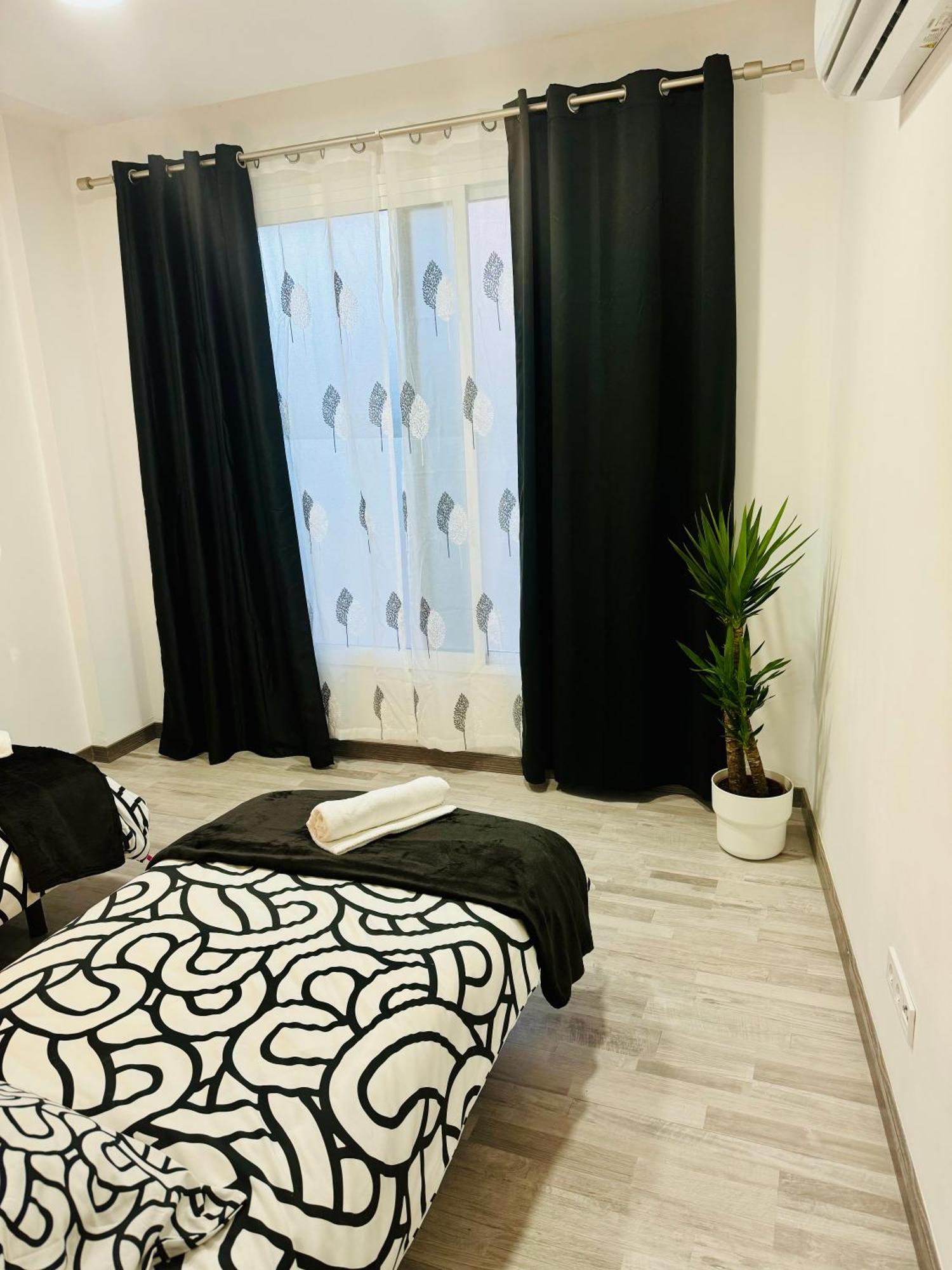 Duplex Th Sanse Norte 圣塞巴斯蒂安德洛斯雷耶斯 外观 照片