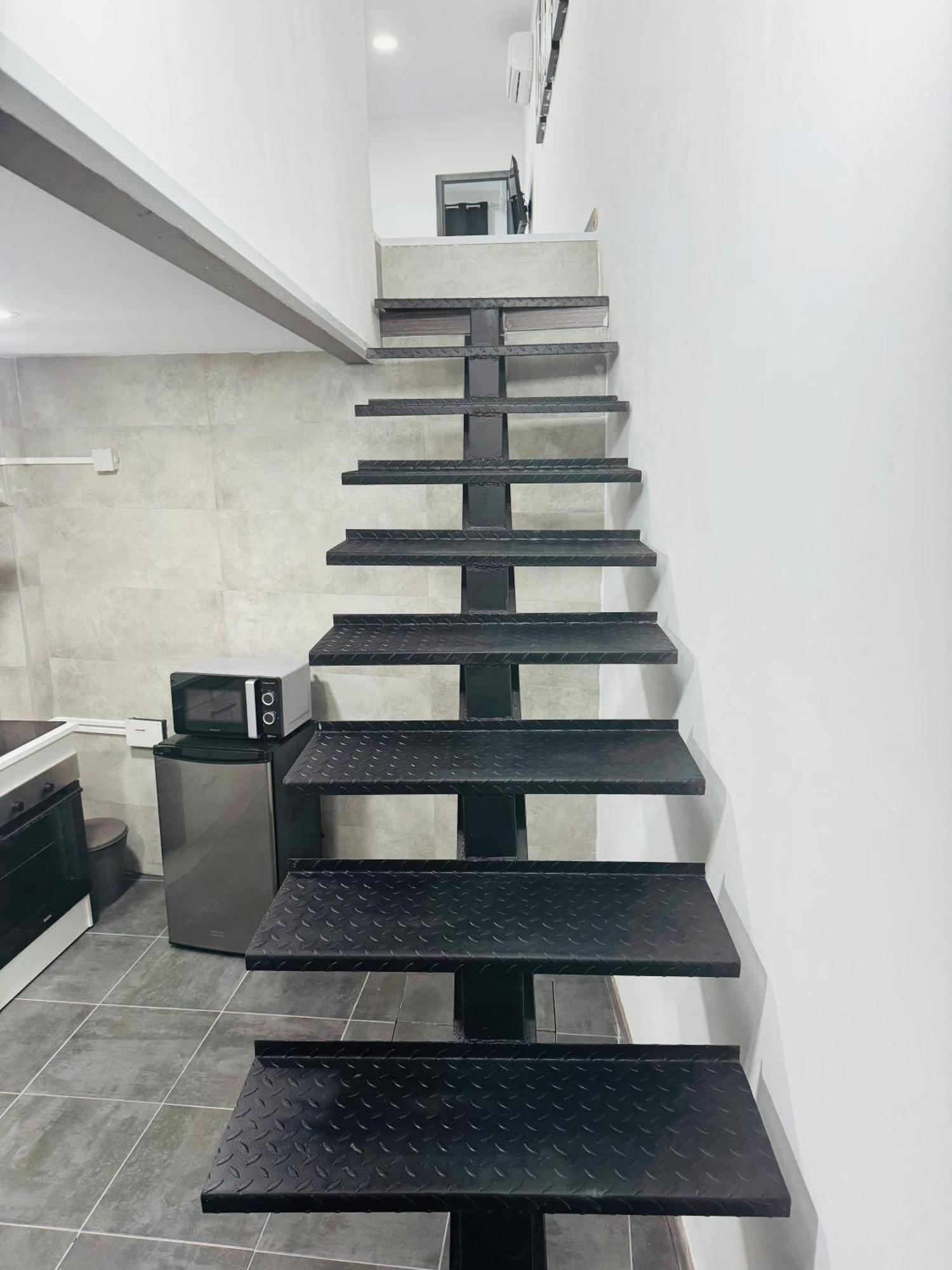 Duplex Th Sanse Norte 圣塞巴斯蒂安德洛斯雷耶斯 外观 照片