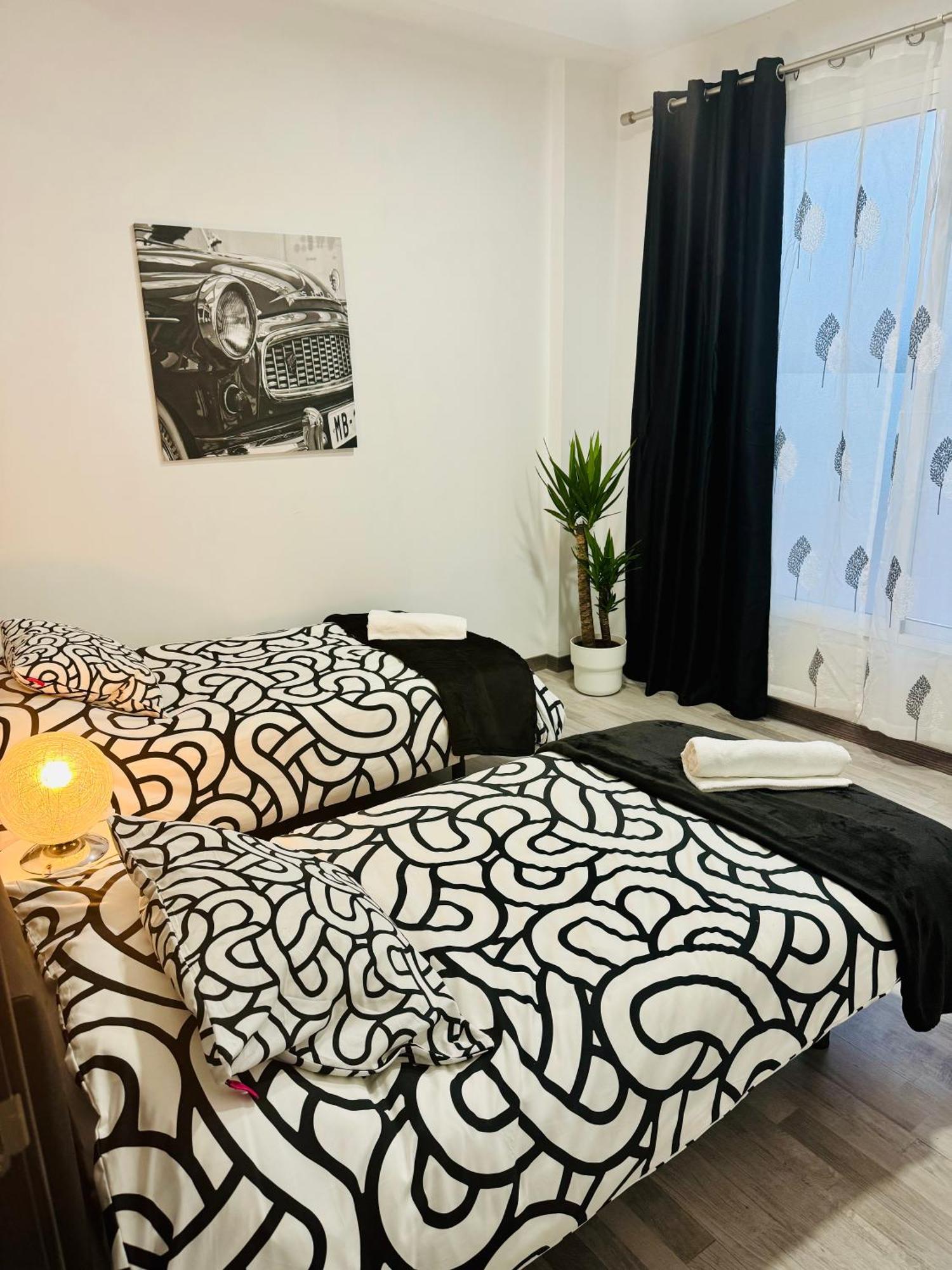 Duplex Th Sanse Norte 圣塞巴斯蒂安德洛斯雷耶斯 外观 照片